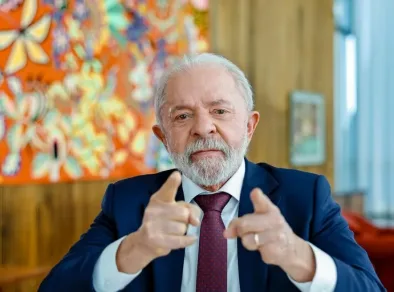 Lula critica guerra em Gaza e tarifaço de Trump em reunião ministerial