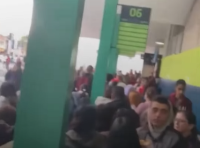 Superlotação preocupa usuários da linha 128 no Urbanova em SJC