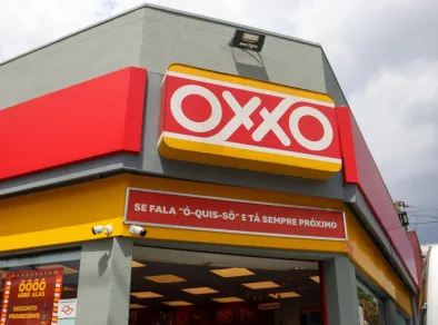 Oxxo e Kalunga são citas em megaesquema fiscal que prendeu o dono da Ultrafarma