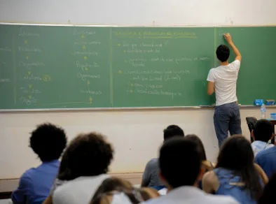 Projeto prevê exame toxicológico para funcionários da rede municipal de ensino em SJC