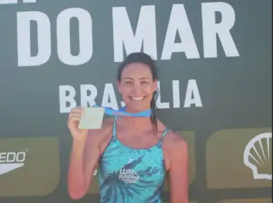 Fabíola Molina conquista 1º lugar sua categoria no Rei e Rainha do Mar em Brasília