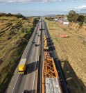 Após problema mecânico, carga especial que pesa mais de 800 toneladas…