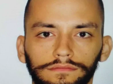 Polícia investiga a morte de empresário encontrado em apartamento de São José