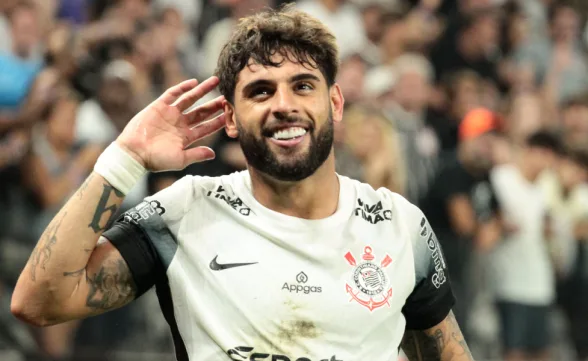 Joseense Yuri Alberto passa por cirurgia em São Paulo, sem previsão de retorno aos gramados