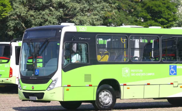 Homem é preso por estupro e ameaça contra  três meninas em ônibus de São José