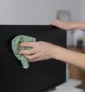 Poeira na tela pode prejudicar sua TV e sua saúde; aprenda…