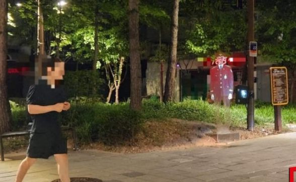 Coreia do Sul usa policiais holográficos em tamanho real para prevenir crimes