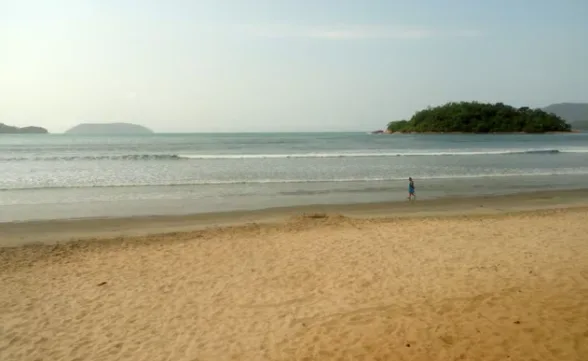 Turista morre após se afogar no mar e tentar salvar o filho em Ubatuba