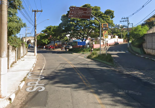 Homem morre e duas pessoas ficam feridas após acidente entre motos em Jacareí