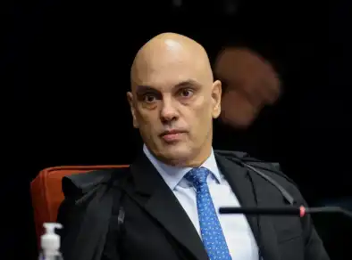 Moraes critica anotações golpistas de general e ex-ministro no STF