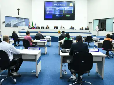 Câmara de São José deve votar nesta quinta (11) reajuste do IPTU e taxas