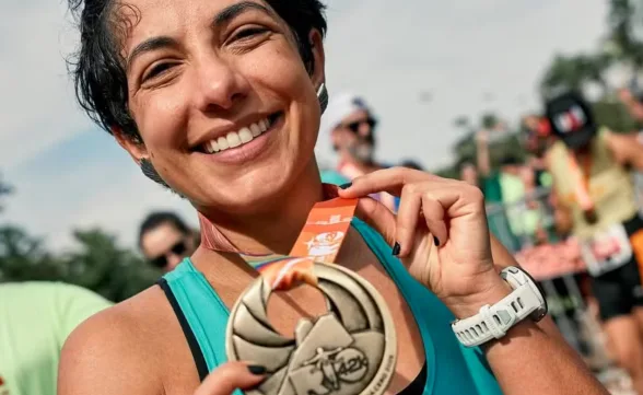 Corredora descobre câncer de mama a 17 dias da 1ª maratona e afirma que corrida funcionou como anestesia da mente