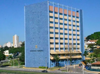 Prefeitura de SJC é notificada pelo TCE-SP por irregularidades na gestão orçamentária
