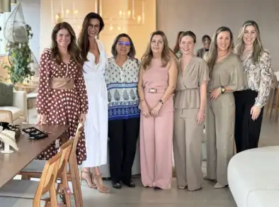Primavera inspira encontro feminino intimista idealizado por Adriana Rebouças