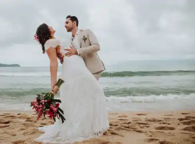 A Feira “Casar em Caraguá” traz empresas de setores de buffet, bar, drinks, bolos e doces, tudo para facilitar as escolhas dos noivos