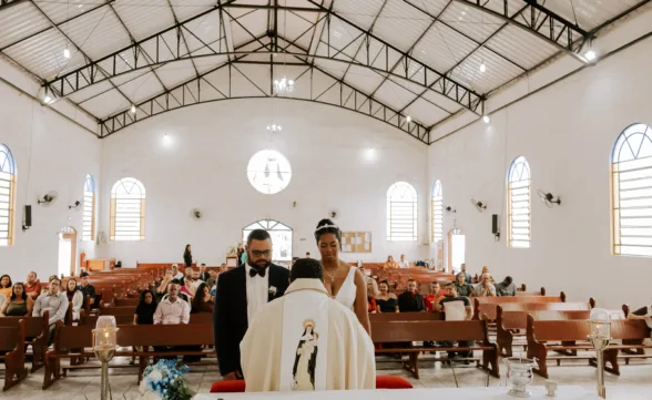 A Feira “Casar em Caraguá” reúne expositores renomados em fotografia, cerimonial e assessoria