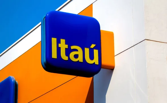 Itaú demite cerca de mil funcionários em regime remoto