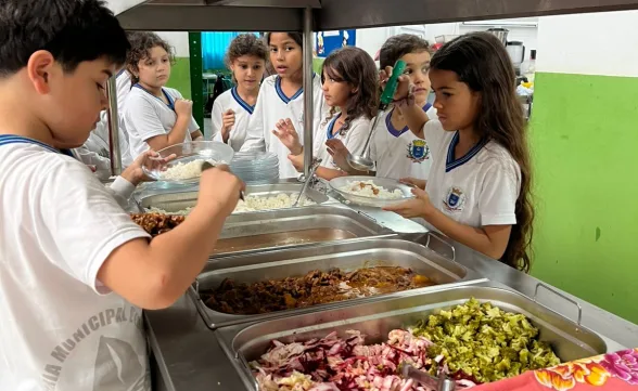 Ilhabela completa 220 anos nesta quarta (03) e oferece cardápio especial aos alunos