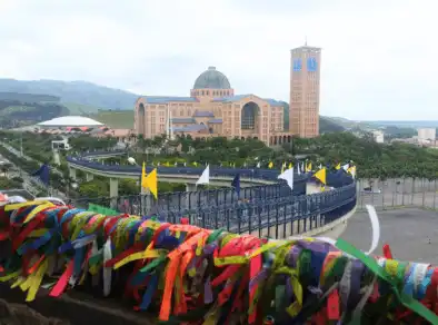 Aparecida pode cobrar taxa de visitantes para custear serviços públicos