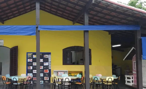 Escola infantil do bairro dos Freitas em São José fecha as portas e pega pais de surpresa