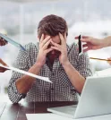 Silêncio nos escritórios: especialistas alertam para impacto da rotina de trabalho…