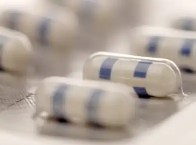 Morador de Jacareí faz apelo por remédio para mãe com câncer