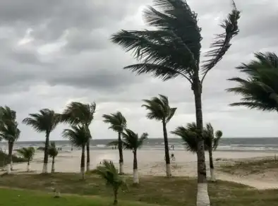 Defesa Civil alerta para rajadas de vento no litoral de SP neste fim de semana