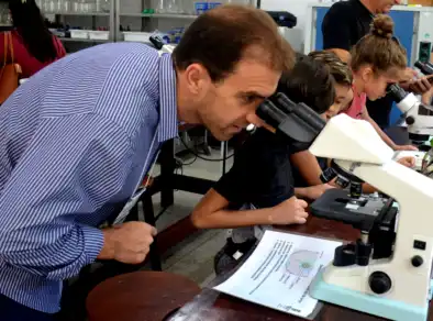 Feira das Profissões de Caraguatatuba aproxima jovens do mercado de trabalho