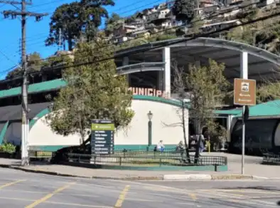 Feira de Brechós movimenta o sábado em Campos do Jordão