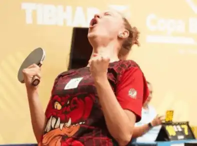 É DE JACAREÍ A TRI-CAMPEÃ PAULISTA DE TÊNIS DE MESA