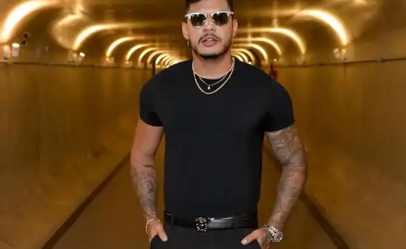 Rapper Hungria é internado com suspeita de intoxicação por metanol