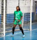 Jovem de Lorena se torna goleira do Corinthians e busca patrocínio