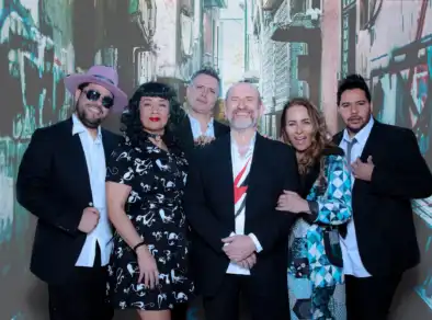 Men at Work retorna ao Brasil em 2026 com turnê especial por seis cidades