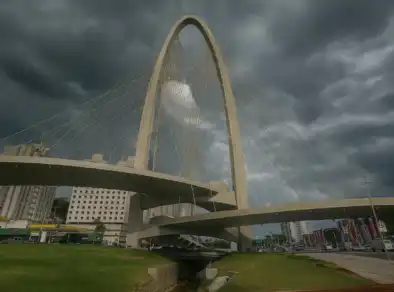 Defesa Civil emite alerta para fortes chuvas no Vale e Litoral entre sexta (31) e domingo (2)