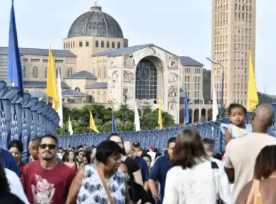 Prefeitura retira projeto de lei que previa cobrança de taxa de turismo em Aparecida