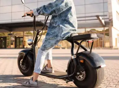 Novas regras para ciclomotores exigem registro e habilitação