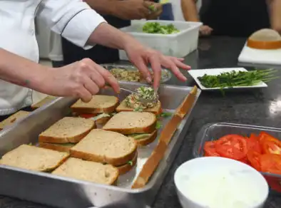 Lei atualiza funcionamento de pequenos negócios em residências