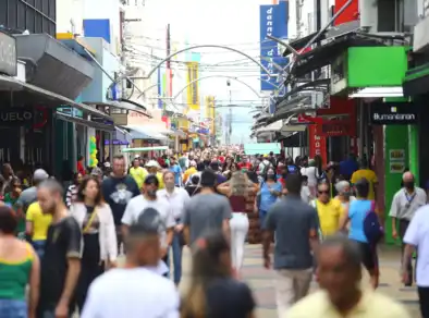 Comércio de rua de São José dos Campos terá horários especiais no fim de ano