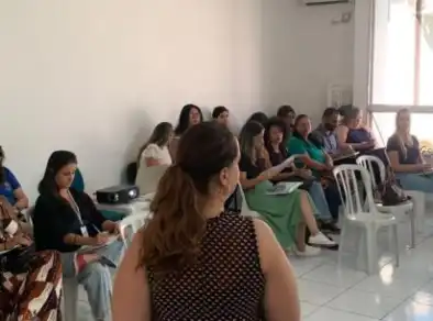 Treinamento qualifica servidores da Assistência Social para aprimorar o atendimento à população em Caraguatatuba