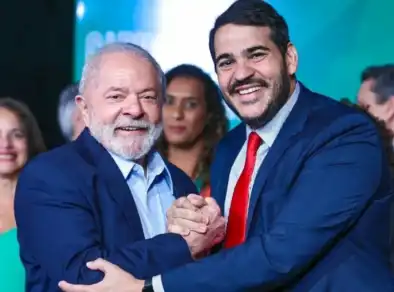 Lula indica Jorge Messias para a vaga de Barroso no STF 
