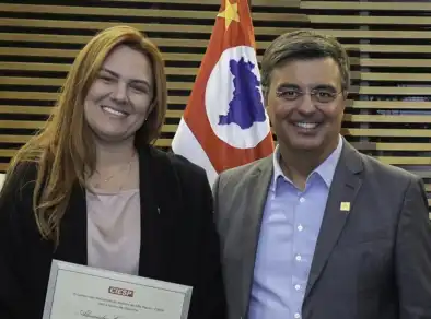 Compromisso renovado com a indústria regional