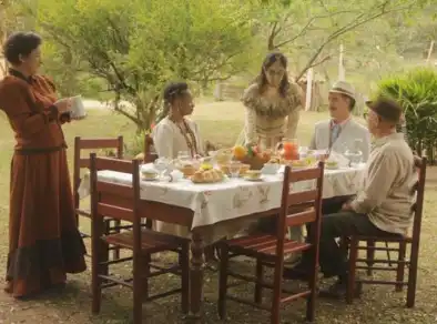 Produção Regional, o telefilme “Onde o Tempo faz a Curva” traz a interação entre contador de histórias real e lendas urbanas