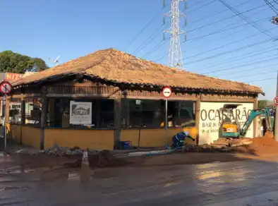 Donos de bar interditado em São José acusam Sabesp de omissão