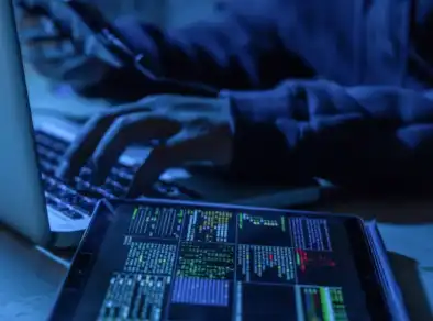 Entenda o que são “fazendas de cliques” e como funcionam