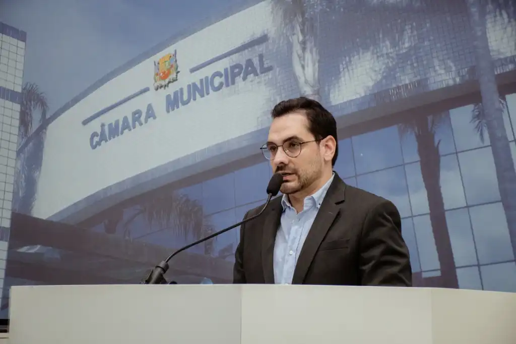 vereador thomaz henrique na camara de sjc